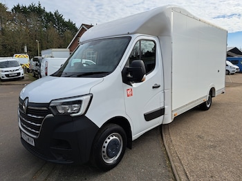 Renault Master feature image