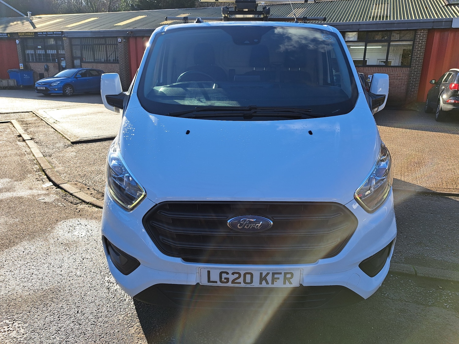 Used Ford Transit Custom 2020 for sale - 77350495: Photo 2