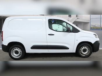 Used Citroen Berlingo 2023 for sale - 78210575: Photo