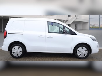 Used Nissan Other 2023 for sale - 76065022: Photo