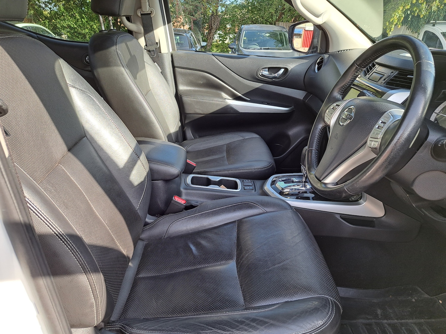 Used Nissan Navara 2019 for sale - 75517469: Photo 9