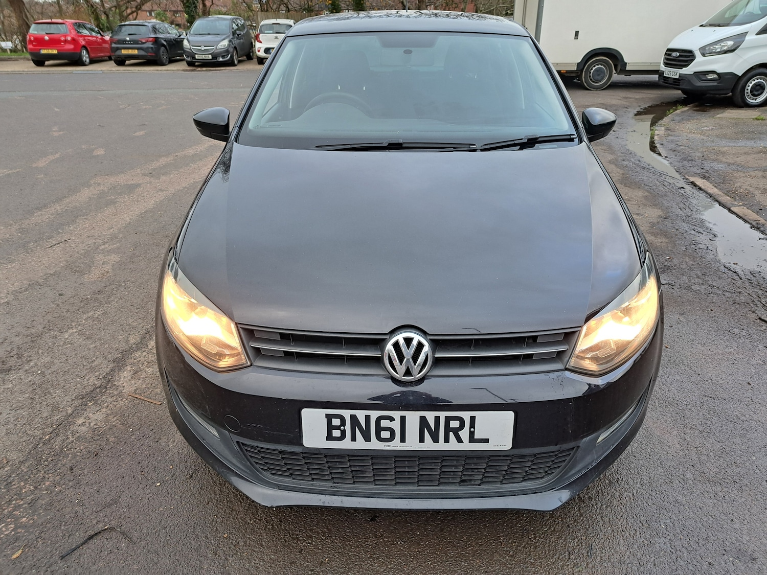 Used Volkswagen Polo 2011 for sale - 76909313: Photo 2