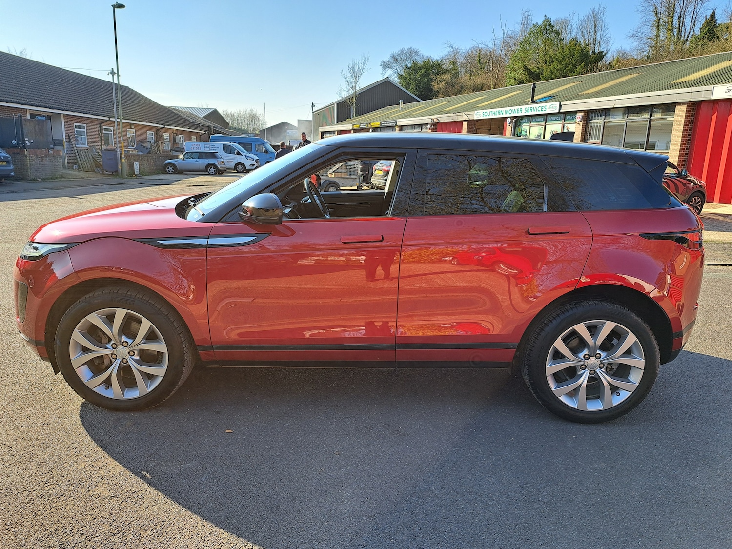 Used Land Rover Range Rover Evoque 2019 for sale - 77962390: Photo 4