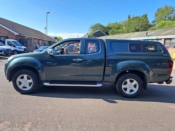 Used Isuzu D-Max 2015 for sale - 79241137: Photo