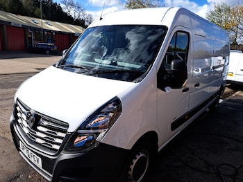 Vauxhall - Movano