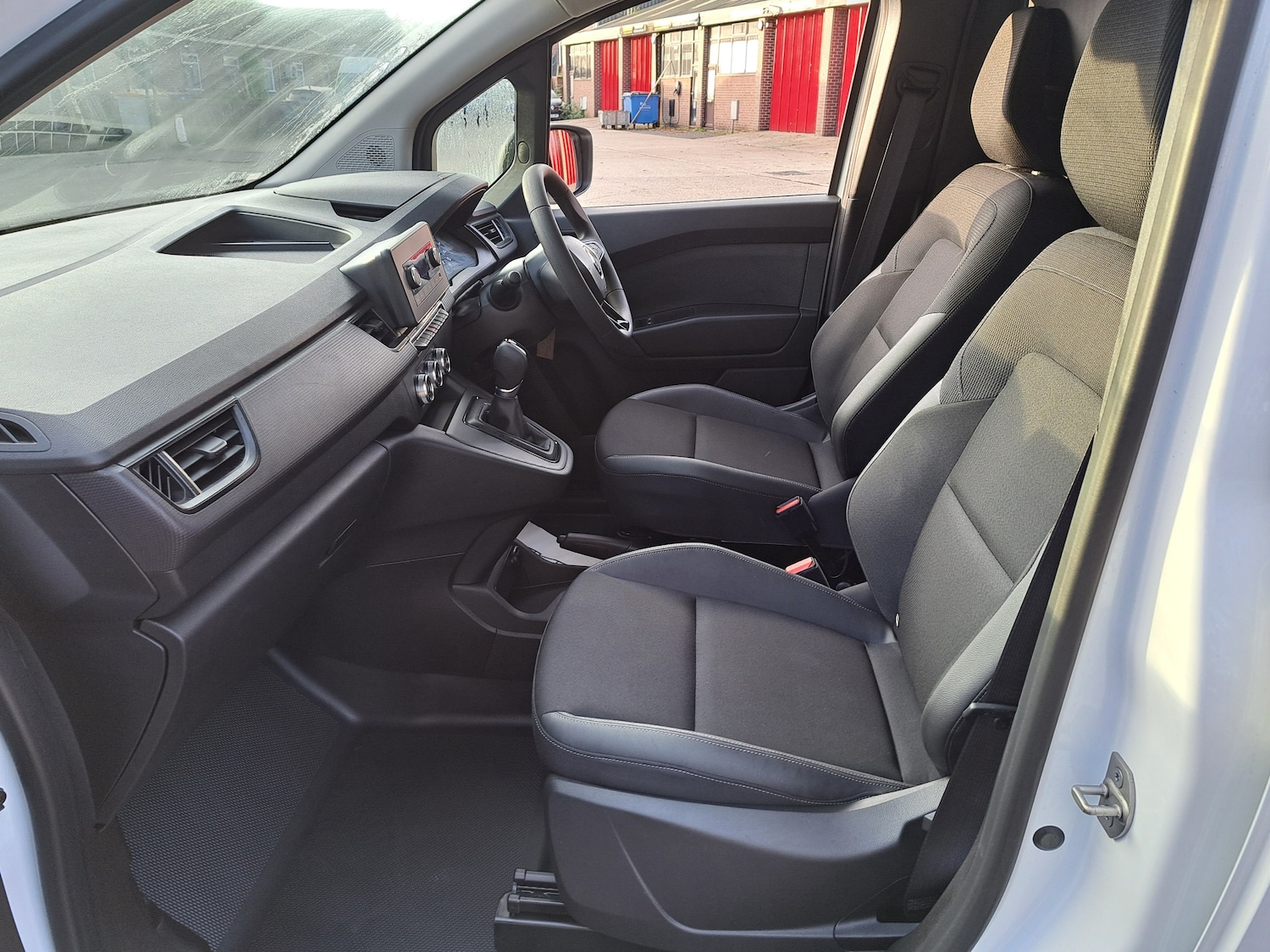 Used Renault Kangoo 2024 for sale - 76157877: Photo 10