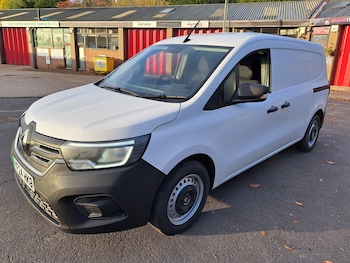 Used Renault Kangoo 2024 for sale - 76157877: Photo