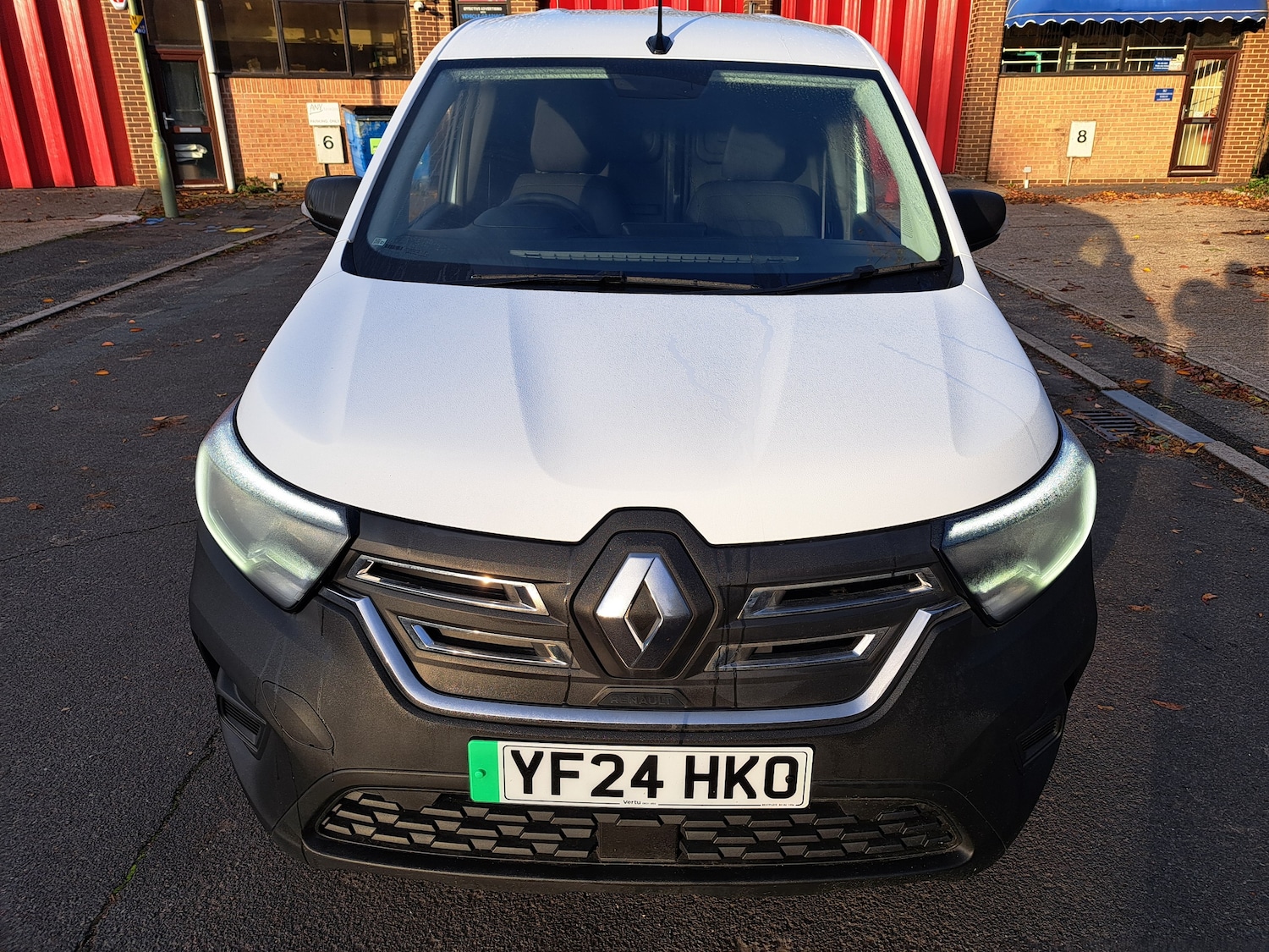 Used Renault Kangoo 2024 for sale - 76157877: Photo 2