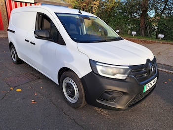 Used Renault Kangoo 2024 for sale - 76157877: Photo