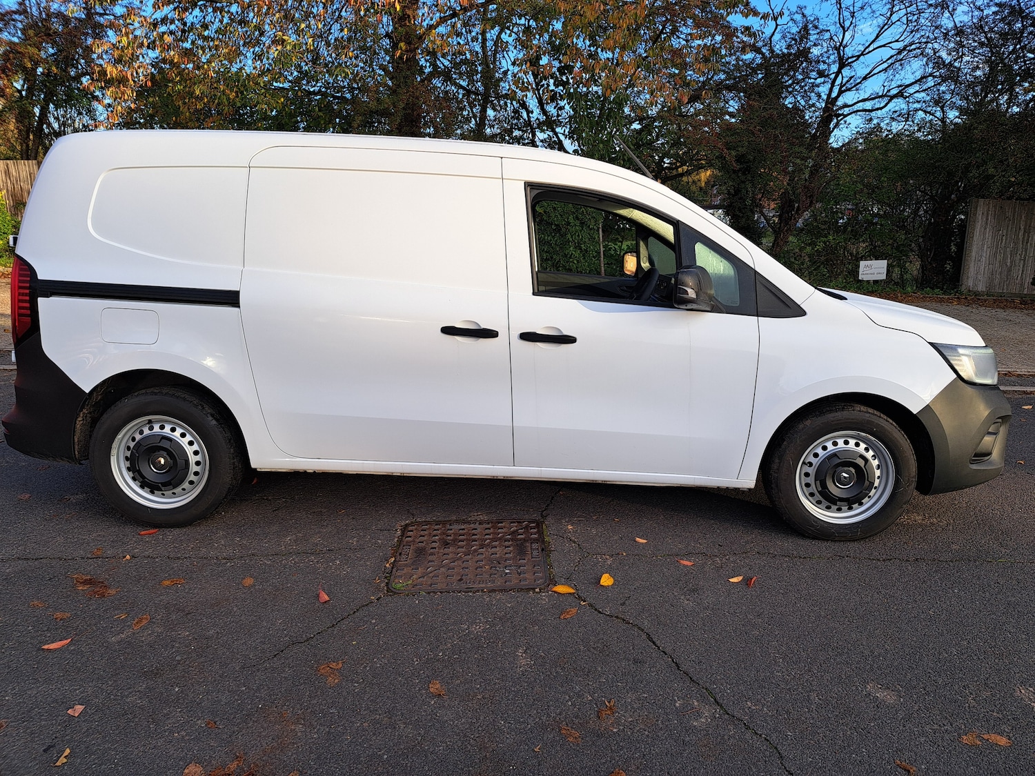 Used Renault Kangoo 2024 for sale - 76157877: Photo 5