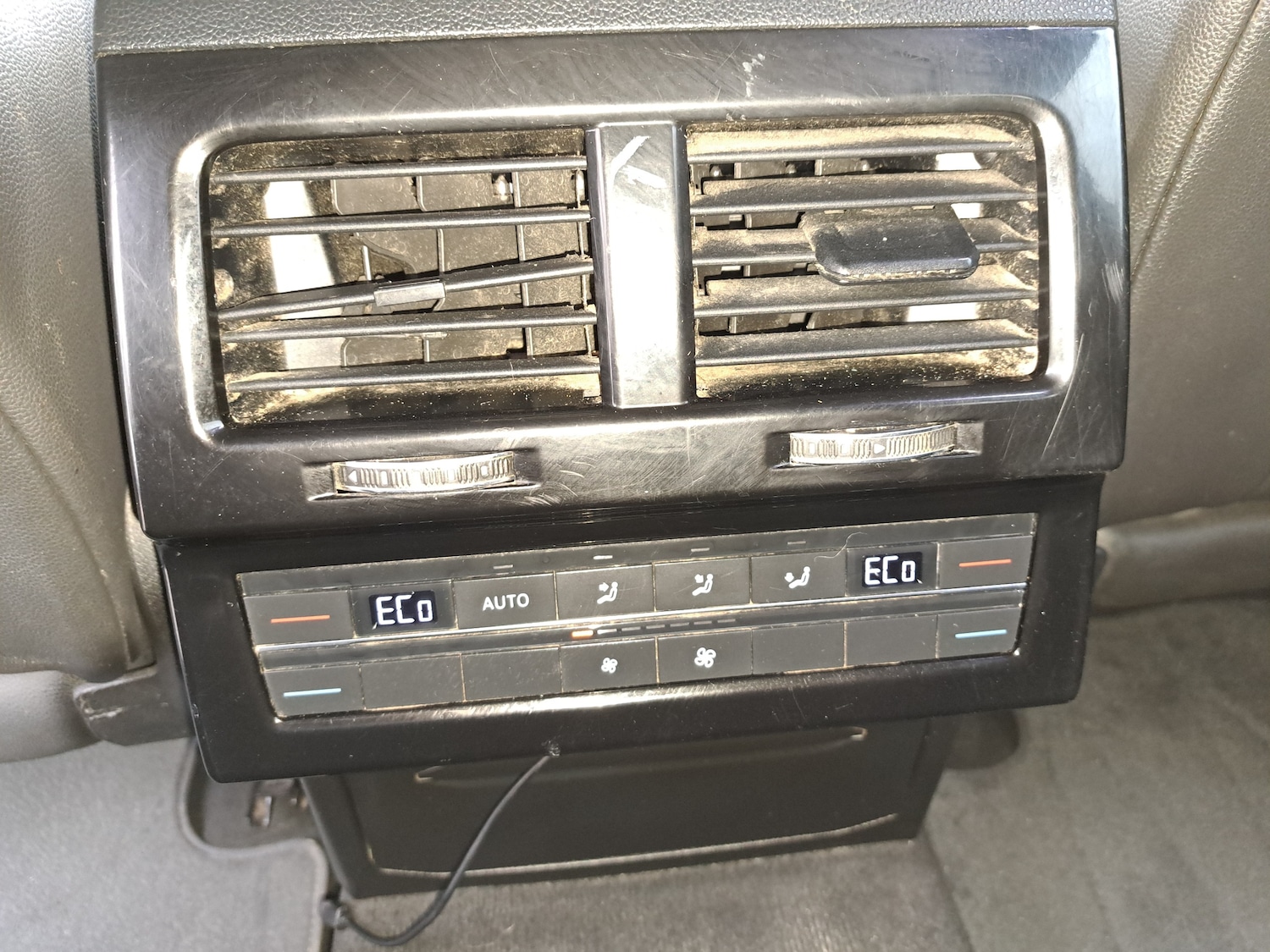 Used Volkswagen Touareg 2019 for sale - 76369045: Photo 16