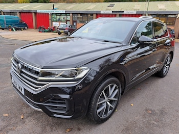 Used Volkswagen Touareg 2019 for sale - 76369045: Photo