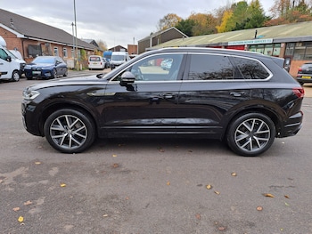 Used Volkswagen Touareg 2019 for sale - 76369045: Photo