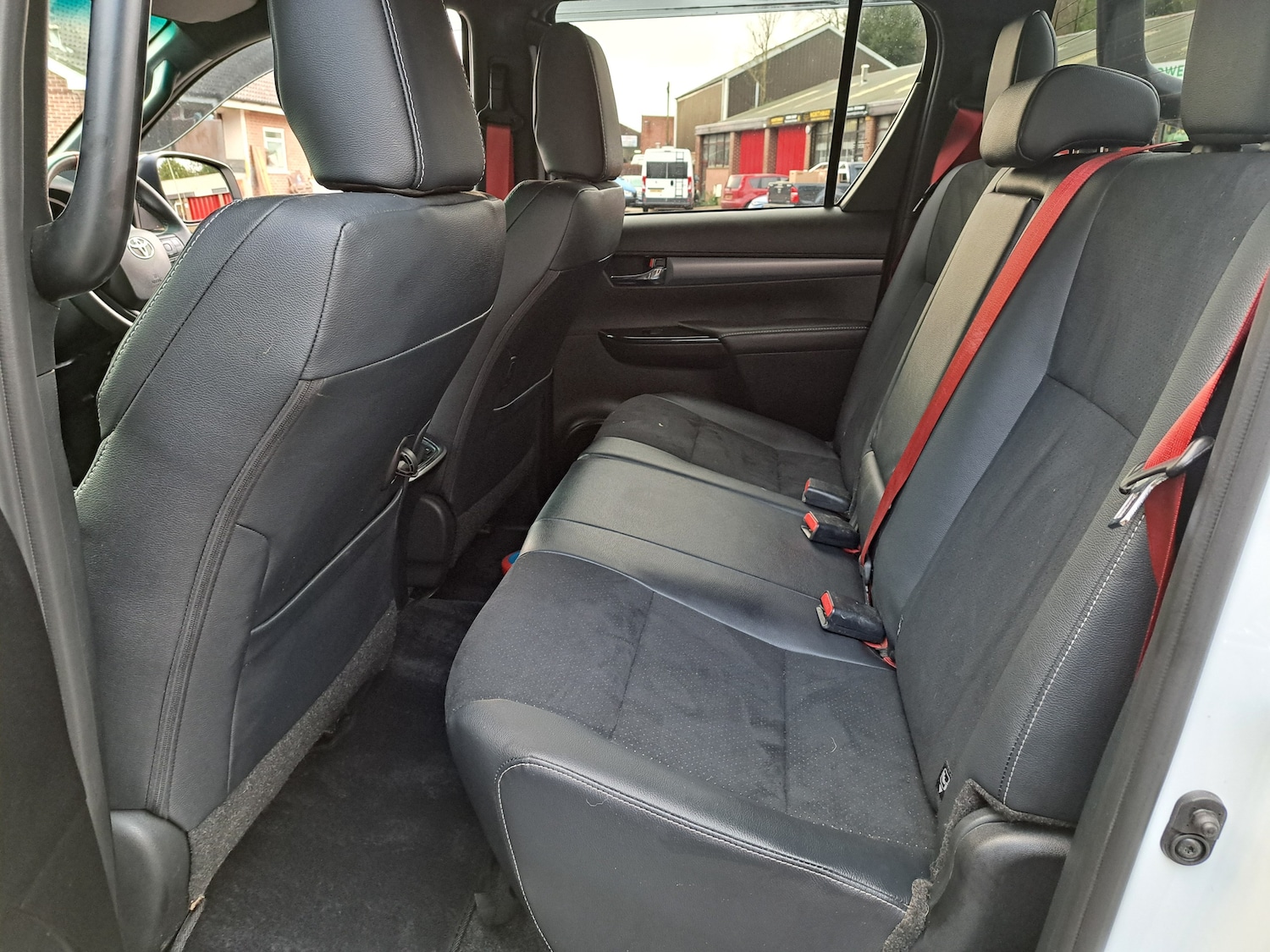 Used Toyota Hilux 2025 for sale - 77392282: Photo 12