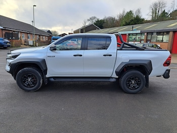 Used Toyota Hilux 2025 for sale - 77392282: Photo