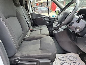 Used Nissan NV300 2020 for sale - 75385576: Photo