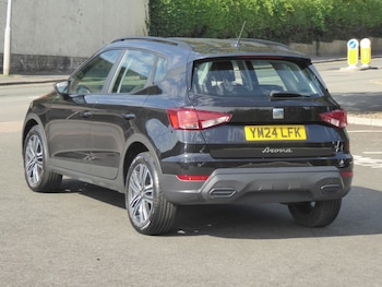 Used SEAT Arona 2024 for sale - 79495286: Photo