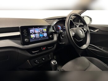 Used Skoda Fabia 2022 for sale - 77271010: Photo