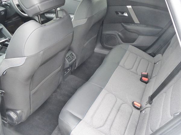 Used Citroen C4 2023 for sale - 76273348: Photo 11