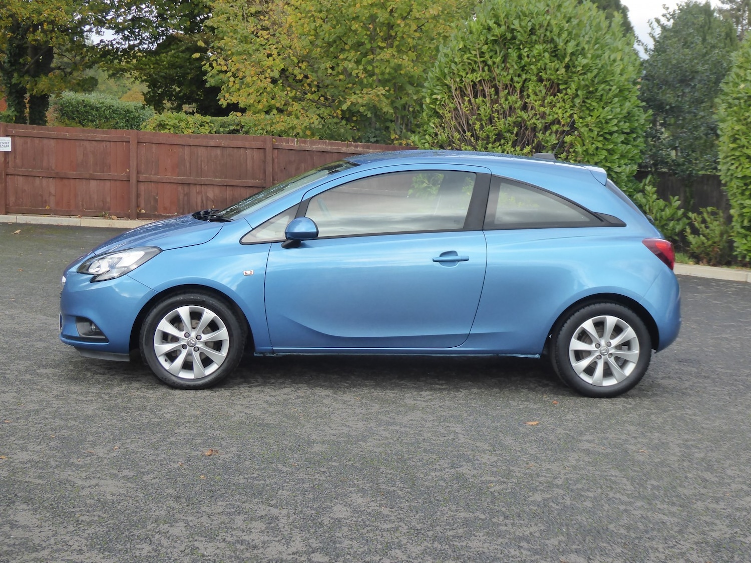 Used Vauxhall Corsa 2018 for sale - 76376918: Photo 3