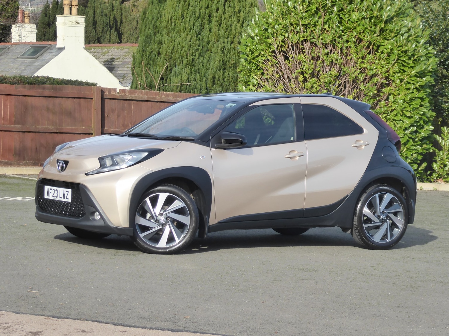 Used Toyota Aygo X 2023 for sale - 77558577: Photo 2