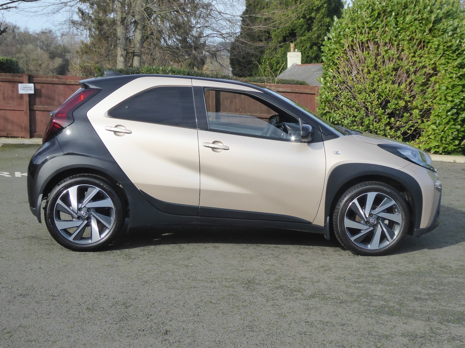 Used Toyota Aygo X 2023 for sale - 77558577: Photo 5