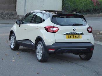 Used Renault Captur 2017 for sale - 76211770: Photo