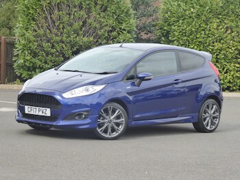 Used Ford Fiesta 2017 for sale - 78112123: Photo