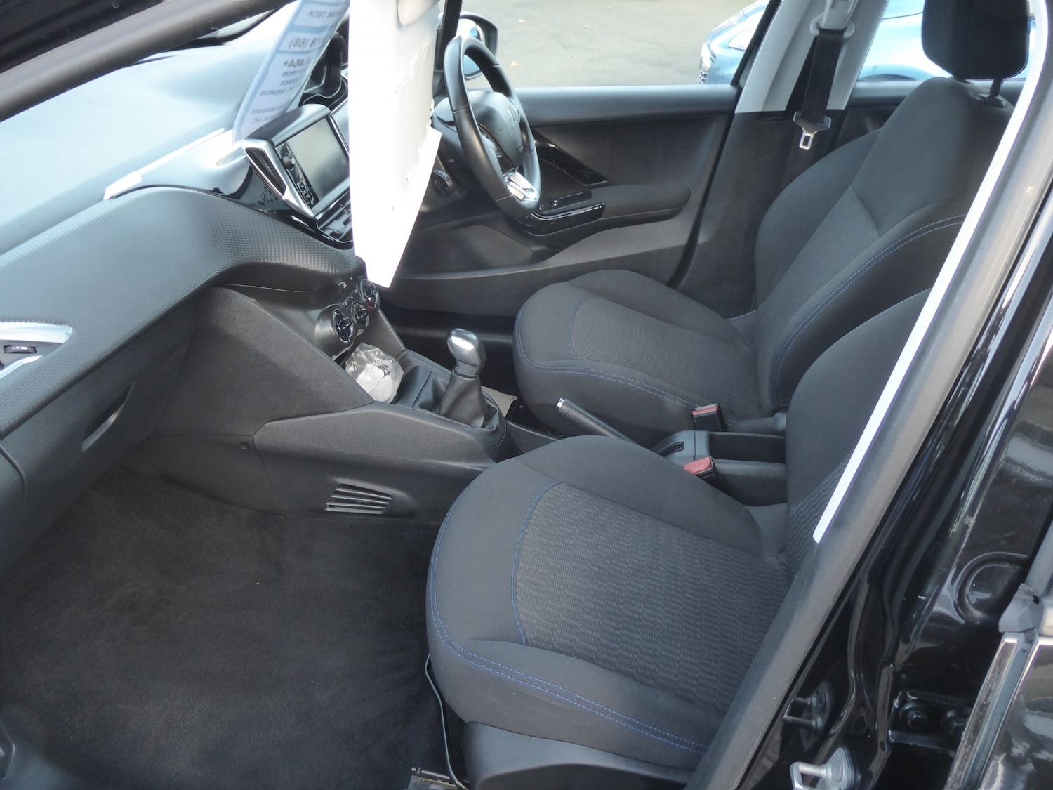 Used Peugeot 208 2018 for sale - 76605867: Photo 11