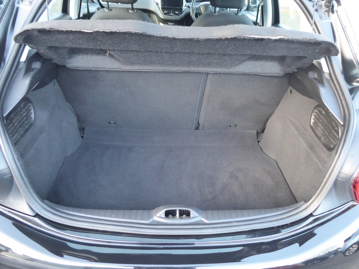 Used Peugeot 208 2018 for sale - 76605867: Photo 13