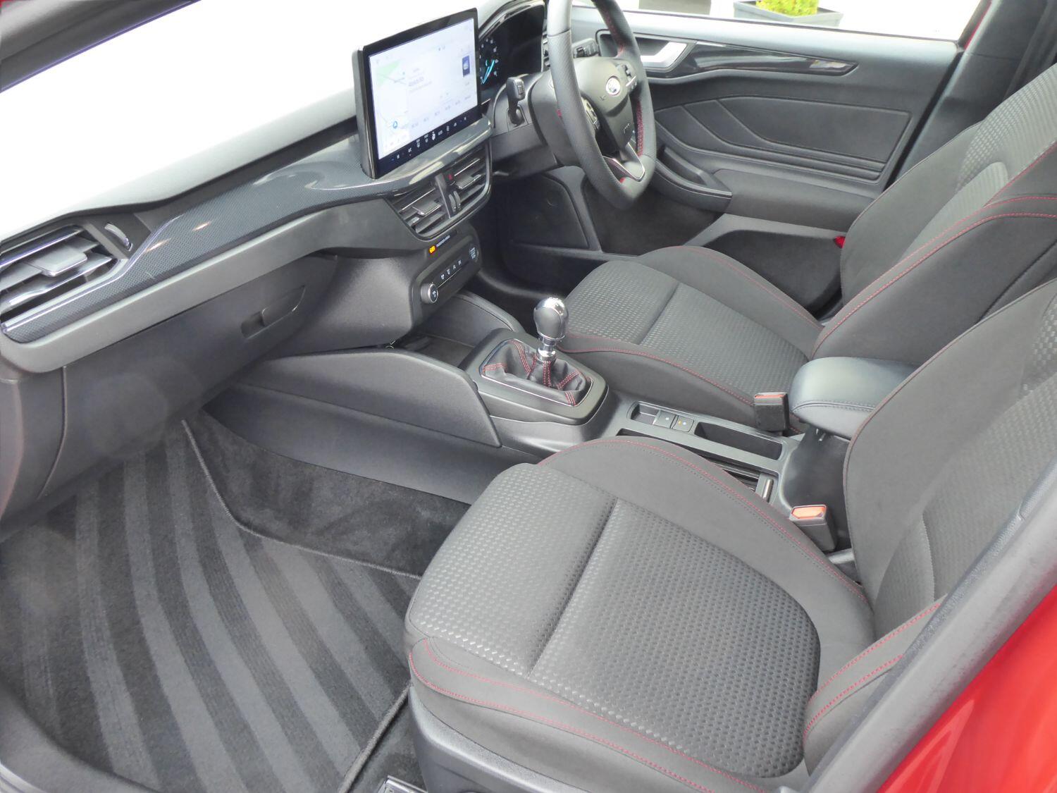 Used Ford Focus 2023 for sale - 76794607: Photo 12