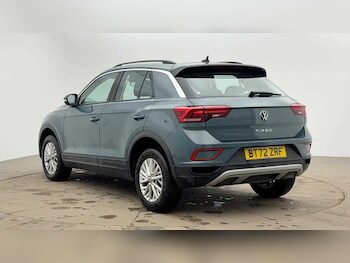 Used Volkswagen T-Roc 2023 for sale - 78408525: Photo