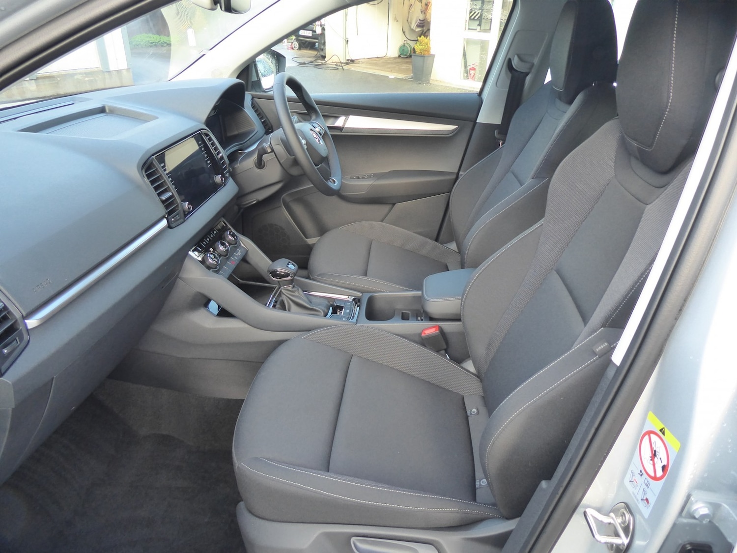 Used Skoda Karoq 2024 for sale - 76430878: Photo 10