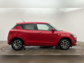 Used Suzuki Swift 2022 for sale - 76618571: Photo
