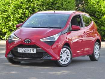2021 - 1.0 VVT-i x-play TSS 5-Door