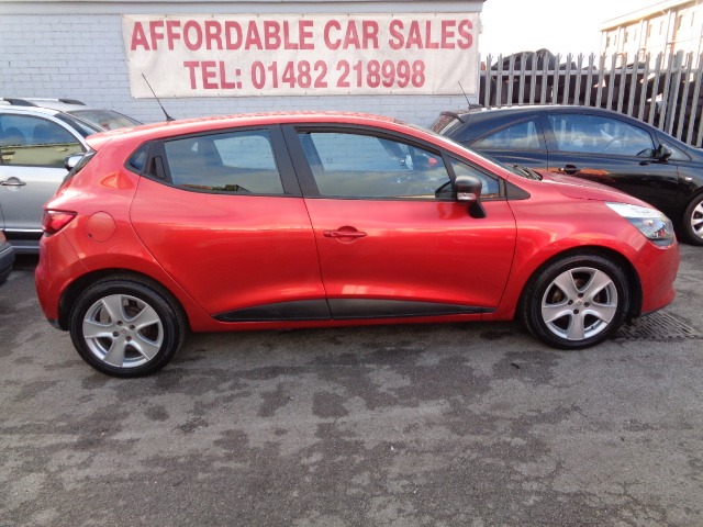Used Renault Clio 2014 for sale - 76330037: Photo 16
