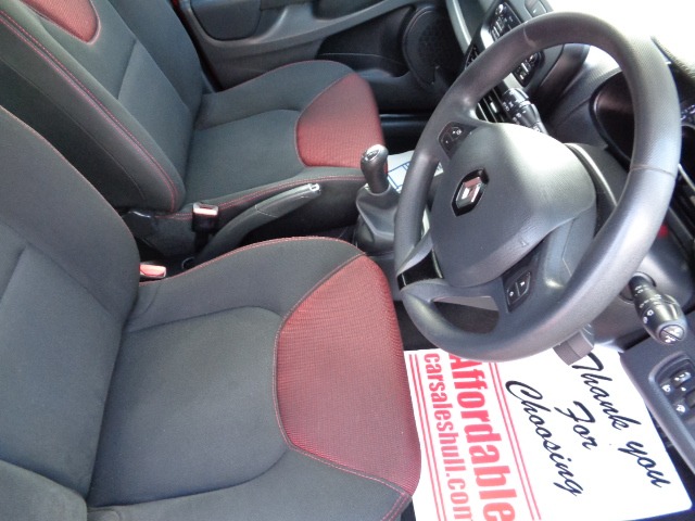 Used Renault Clio 2014 for sale - 76330037: Photo 5