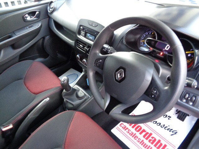 Used Renault Clio 2014 for sale - 76330037: Photo 6