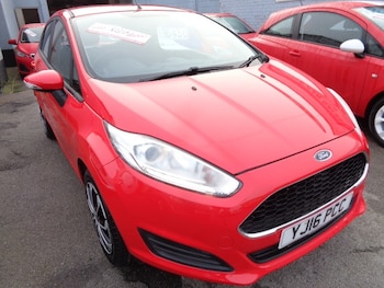 Used Ford Fiesta 2016 for sale - 77013218: Photo