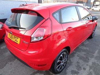 Used Ford Fiesta 2016 for sale - 77013218: Photo