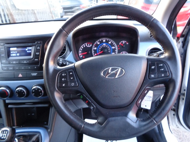 Used Hyundai i10 2014 for sale - 78045205: Photo 7