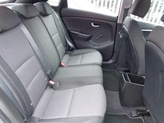 Used Hyundai i30 2015 for sale - 76588995: Photo 11