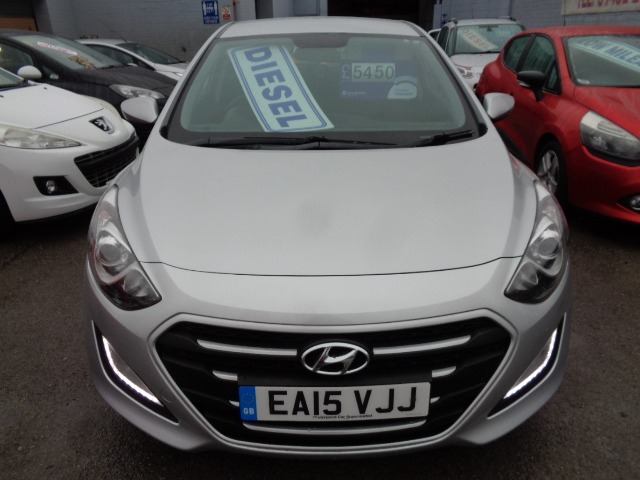 Used Hyundai i30 2015 for sale - 76588995: Photo 13
