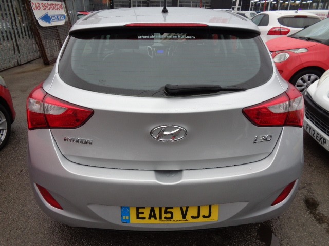Used Hyundai i30 2015 for sale - 76588995: Photo 14
