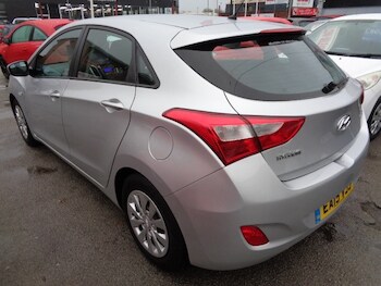 Used Hyundai i30 2015 for sale - 76588995: Photo
