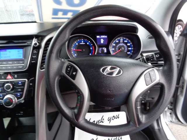 Used Hyundai i30 2015 for sale - 76588995: Photo 7