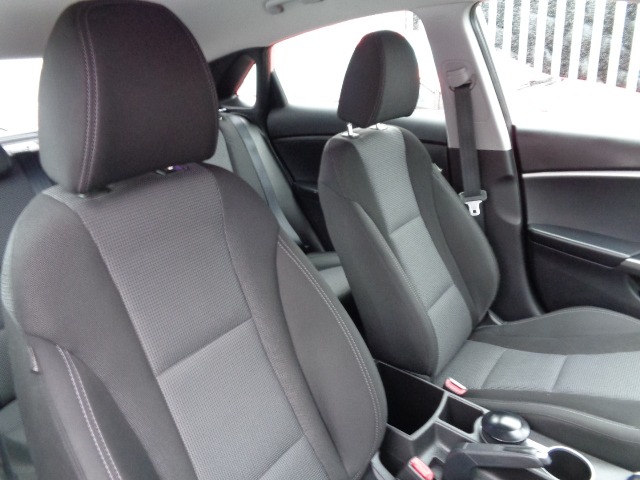 Used Hyundai i30 2015 for sale - 76588995: Photo 9