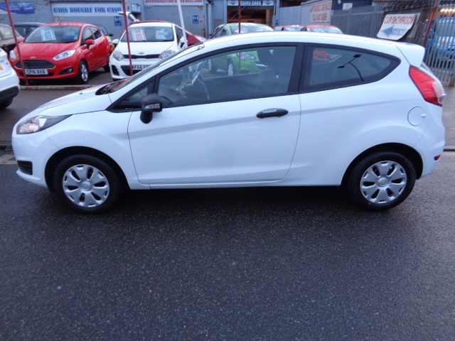 Used Ford Fiesta 2015 for sale - 76949193: Photo 16