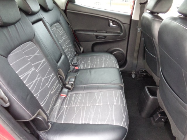 Used Kia Venga 2015 for sale - 76940169: Photo 13