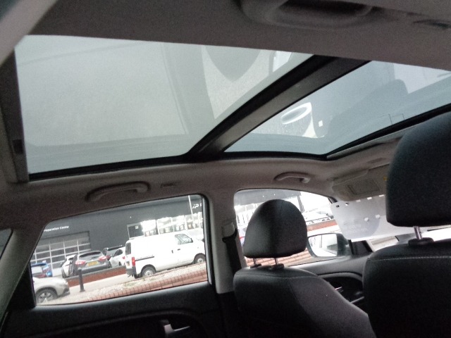 Used Kia Venga 2015 for sale - 77319070: Photo 13